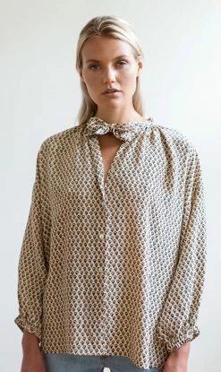 Mahsa | Don't Tie Me Down Blouse - Paloma Print