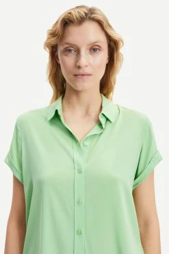 Samsoe Samsoe | Majan Short Sleeve Shirt - Sprucestone 9 Samsoe Samsoe | Majan Short Sleeve Shirt - Sprucestone -ZIMMERMANN Sales Store F19123672 146316TCX 2