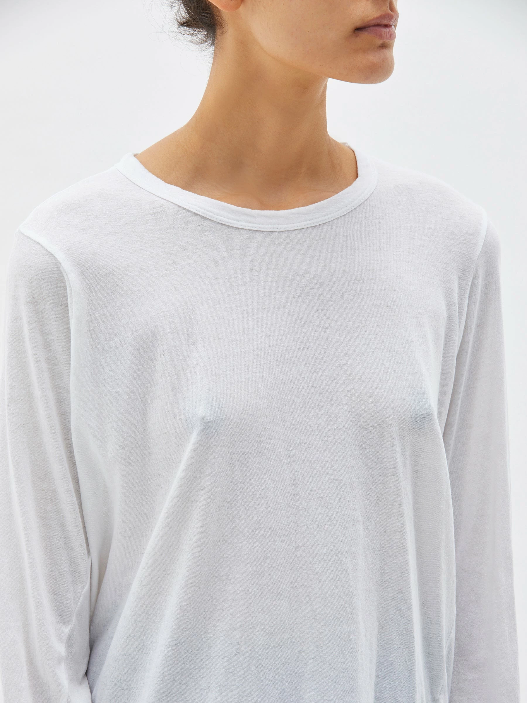 Bassike | Regular Scoop Hem Long Sleeve T.Shirt - White 6 Bassike | Regular Scoop Hem Long Sleeve T.Shirt - White - Image 6