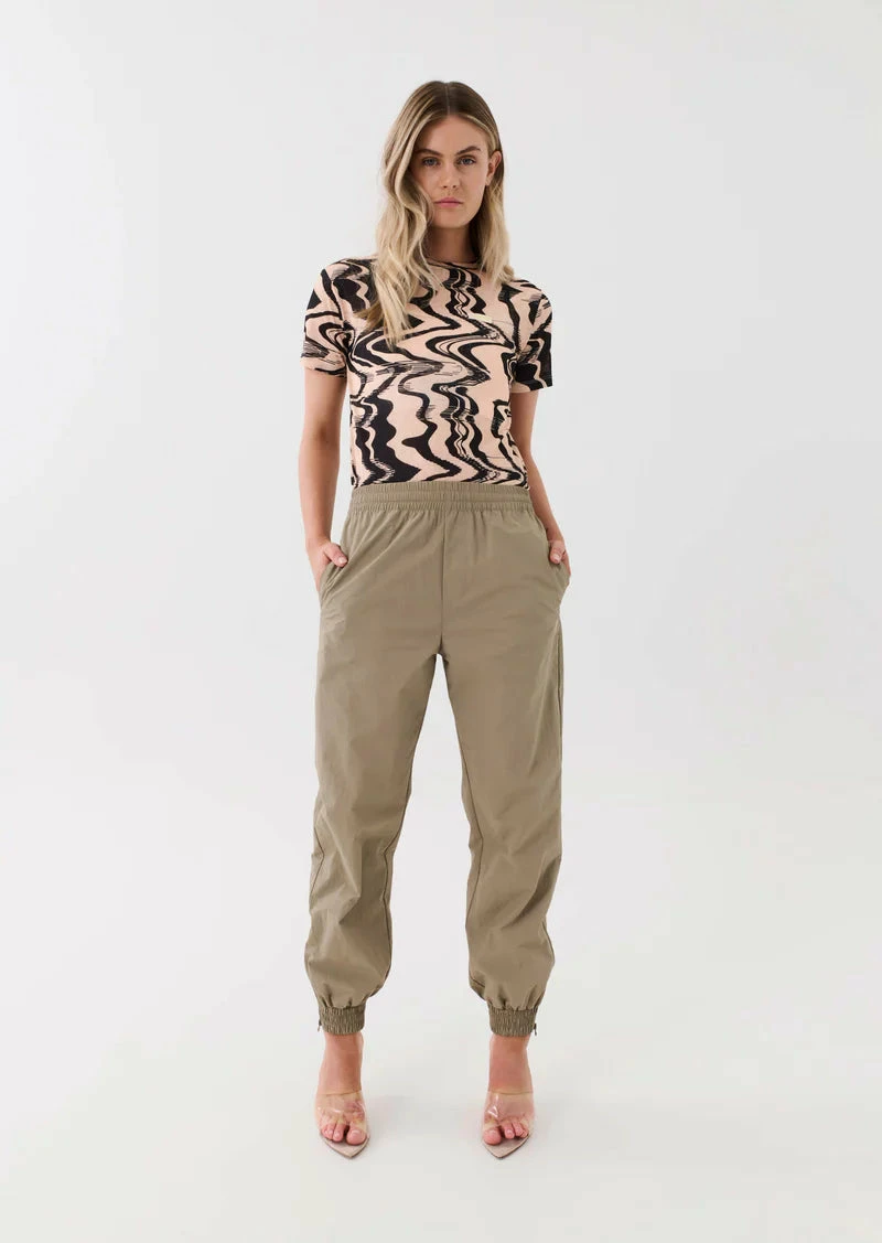 P.E NATION PE Nation | Twisted Tee - Print - Image 3