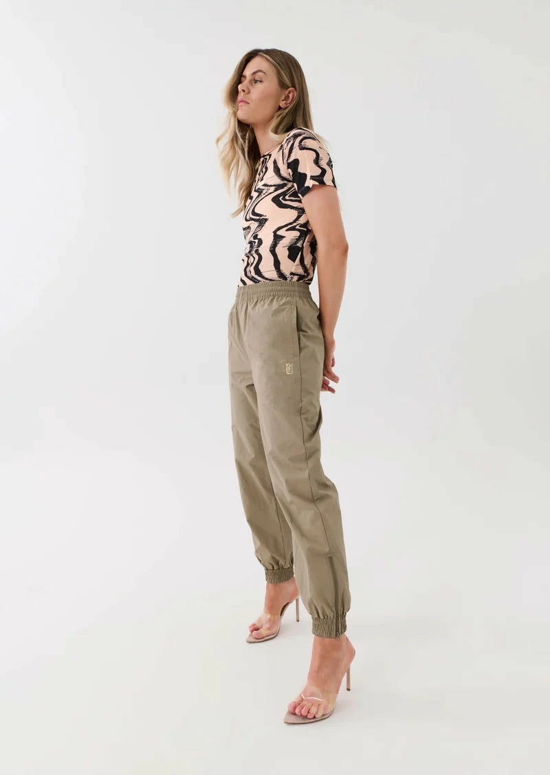 P.E NATION PE Nation | Twisted Tee - Print - Image 5