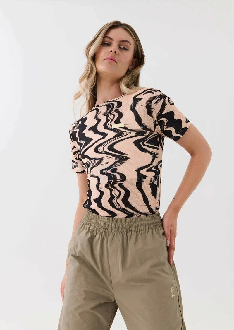 P.E NATION PE Nation | Twisted Tee - Print - Image 2