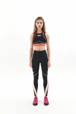 P.E Nation | P.E Nation X Asics Tracklite Legging - Black 11 P.E Nation | P.E Nation X Asics Tracklite Legging - Black -ZIMMERMANN Sales Store PENATION DAY02 Q4ECOM2022 01 BERNIE S01 005