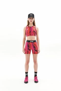 P.E Nation | P.E Nation X Asics Persistance Sports Bra - Asics Print 9 P.E Nation | P.E Nation X Asics Persistance Sports Bra - Asics Print -ZIMMERMANN Sales Store PENATION DAY02 Q4ECOM2022 01 BERNIE S02 003
