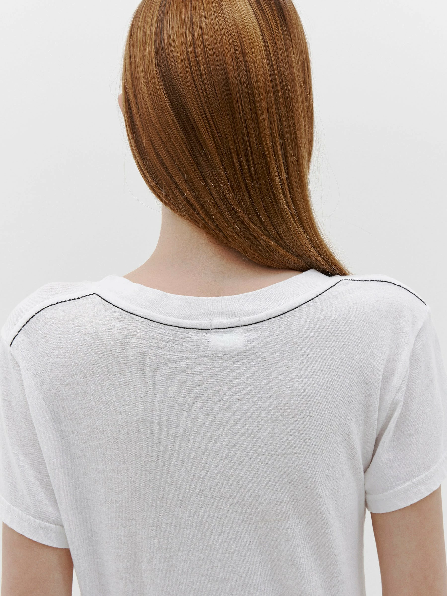 Bassike | Slim Classic S/S T.shirt - White 5 Bassike | Slim Classic S/S T.shirt - White - Image 5