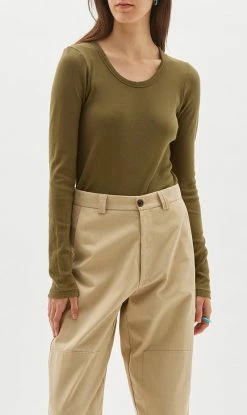 Bassike | Scoop Neck LS T.shirt - Caper Green