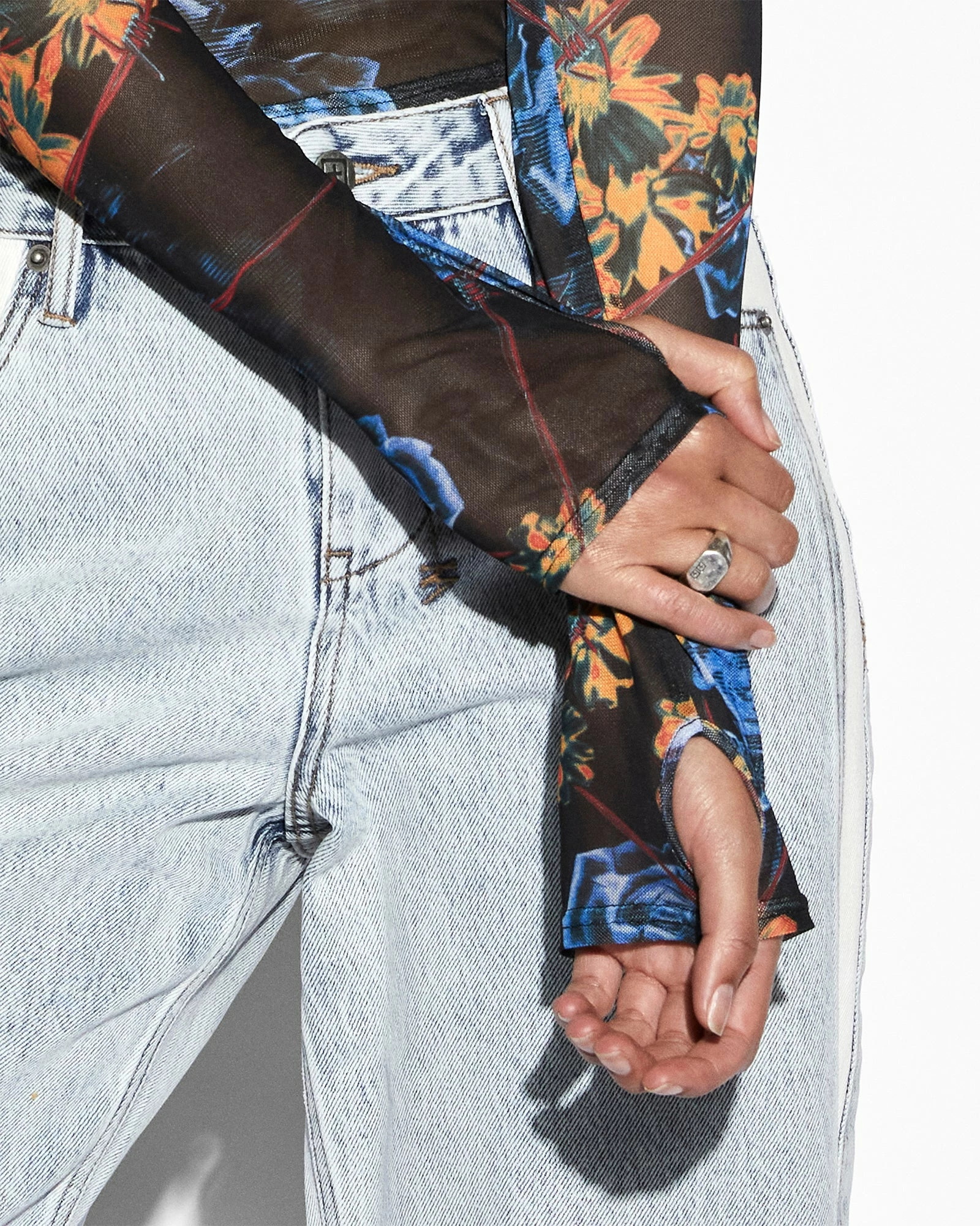Ksubi | Transfer Ls Top - Cyberflora 4 Ksubi | Transfer Ls Top - Cyberflora - Image 4