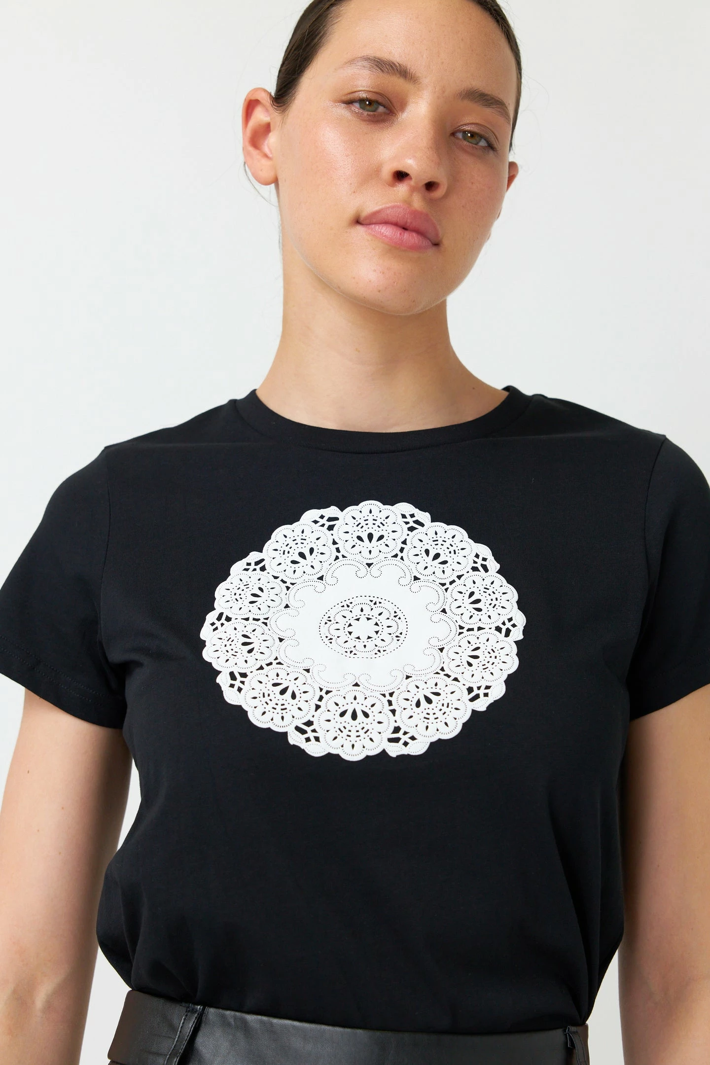 Kate Sylvester | Doily T.Shirt - Black 2 Kate Sylvester | Doily T.Shirt - Black - Image 2