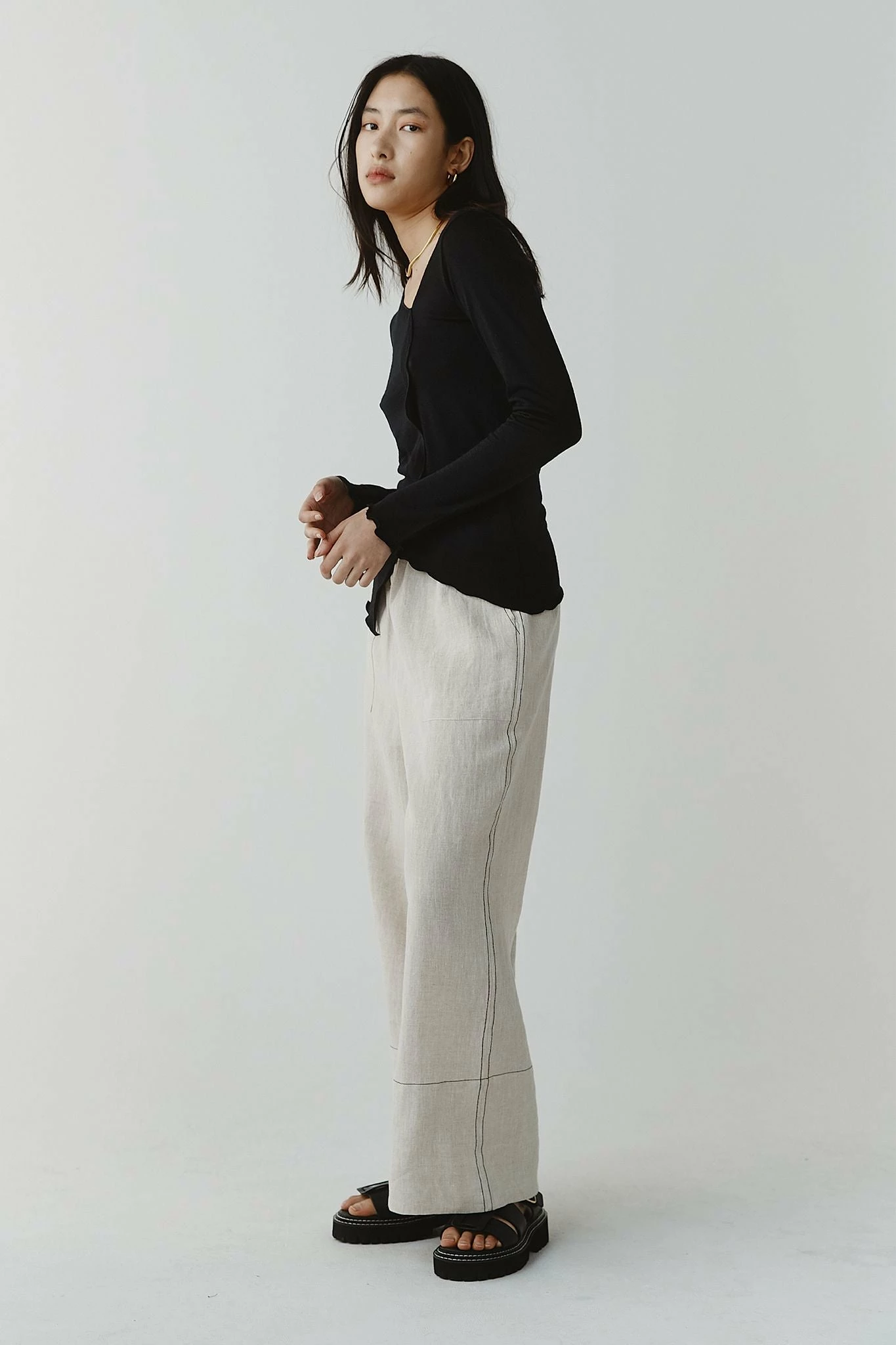 Marle | Sara Top - Black 3 Marle | Sara Top - Black - Image 3